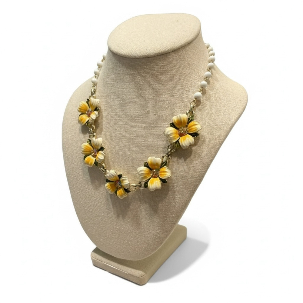 Vintage Coro Yellow White Floral Beaded Necklace